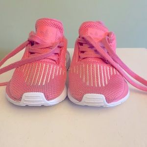 Toddler girls Adidas sneakers sneakers
